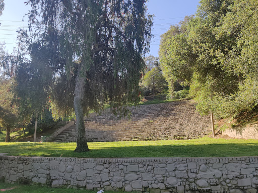 Recreation Center «Yosemite Recreation Center», reviews and photos, 1840 Yosemite Dr, Los Angeles, CA 90041, USA