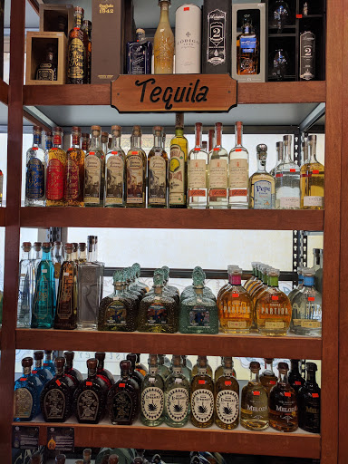 Wine Store «Wine Bank», reviews and photos, 363 5th Ave # 100, San Diego, CA 92101, USA