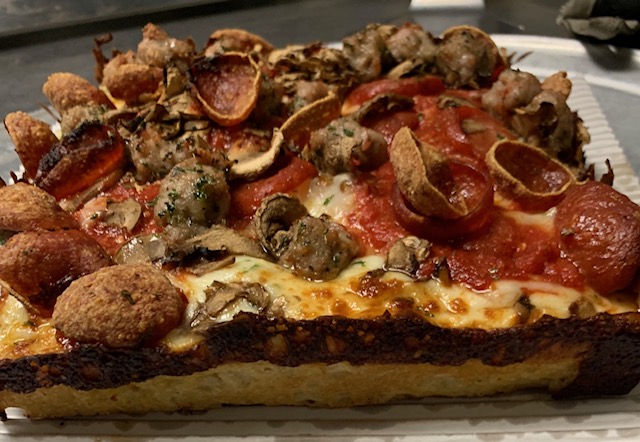 #1 best pizza place in Kalamazoo - Erbelli's Gourmet Pizzeria, Italian Bistro & Pub