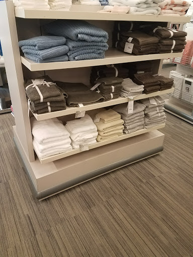 Shopping Mall «Crocker Park», reviews and photos, 228 Market St, Westlake, OH 44145, USA