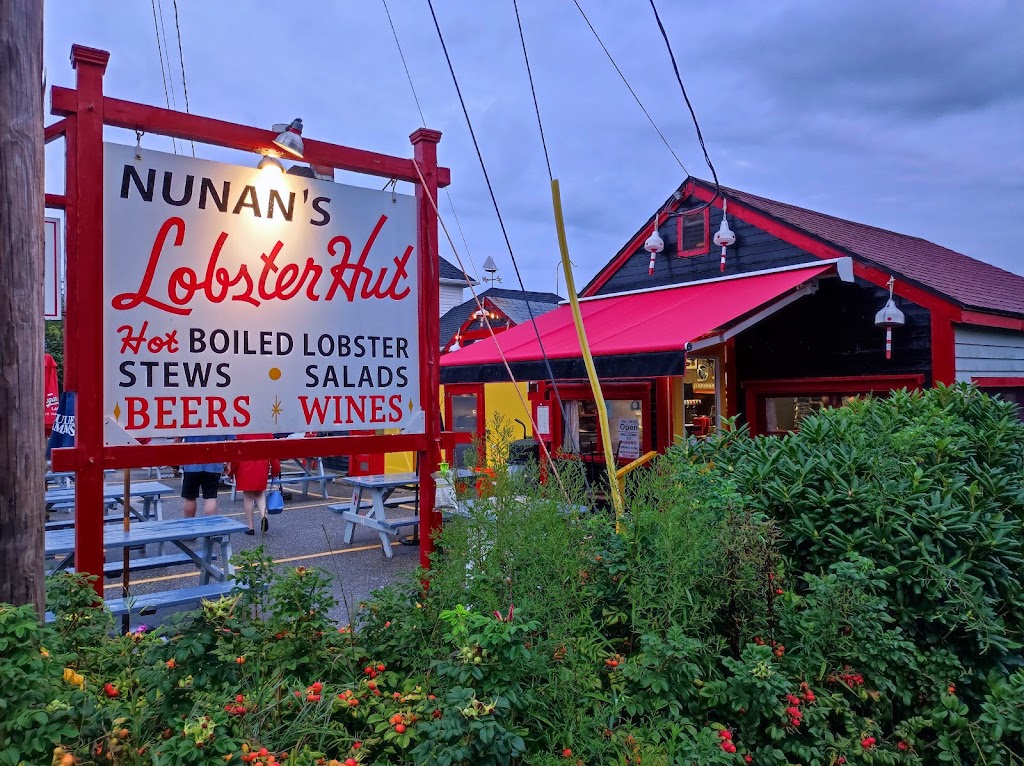 Nunan's Lobster Hut 04046