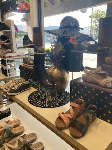 Boot Store «Footwear etc.», reviews and photos, 20690 Stevens Creek Blvd, Cupertino, CA 95014, USA