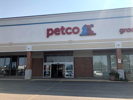 Pet Supply Store «Petco Animal Supplies», reviews and photos, 60 E Golf Rd, Schaumburg, IL 60173, USA