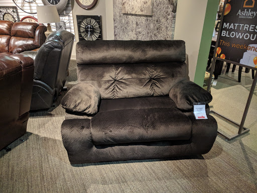 Furniture Store «Ashley HomeStore», reviews and photos, 1520 Spring Meadows Dr, Holland, OH 43528, USA