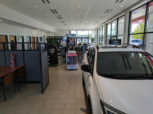 Toyota Dealer «Dick Hannah Toyota», reviews and photos, 2632 Coweeman Park Dr, Kelso, WA 98626, USA