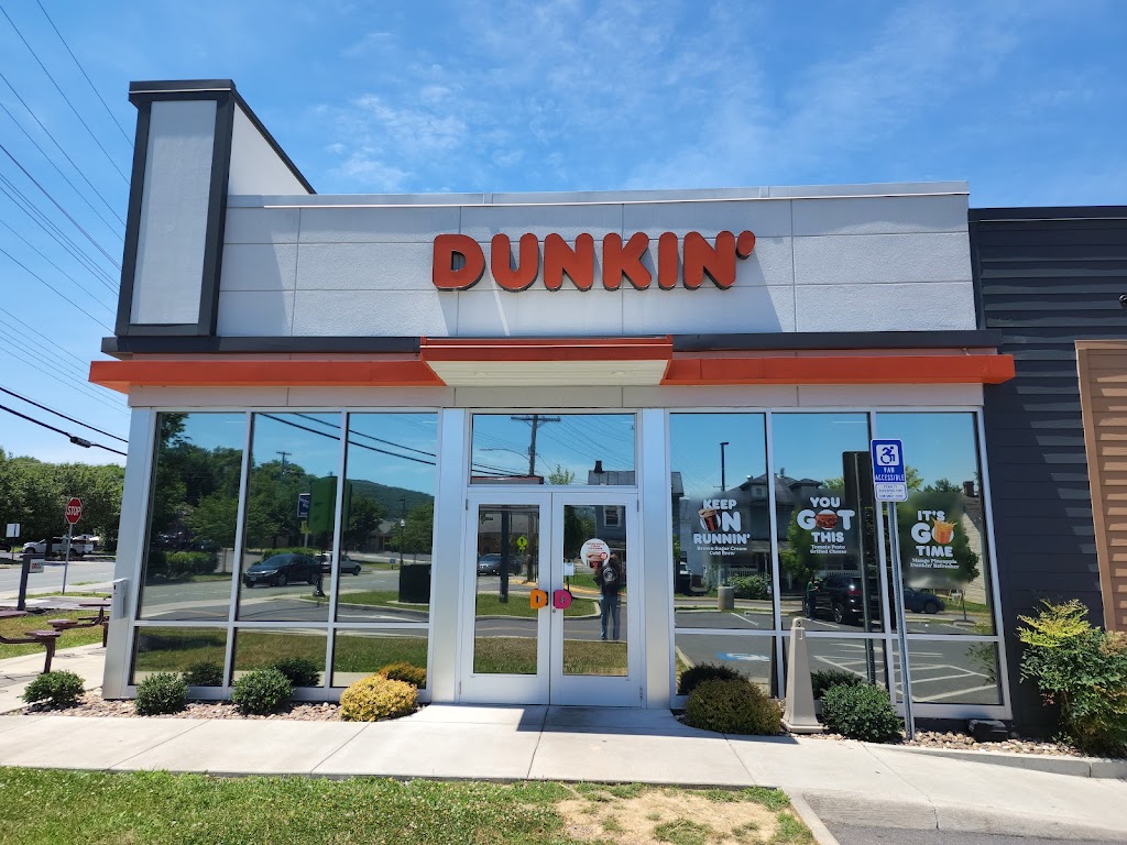 Dunkin' 22630