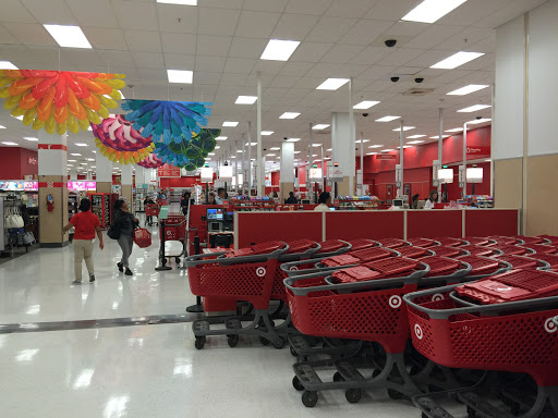 Department Store «Target», reviews and photos, 3100 14th St NW #201, Washington, DC 20010, USA