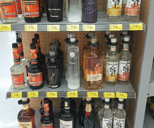 Supermarket «Walmart Neighborhood Market», reviews and photos, 941 Alamo Dr, Vacaville, CA 95687, USA