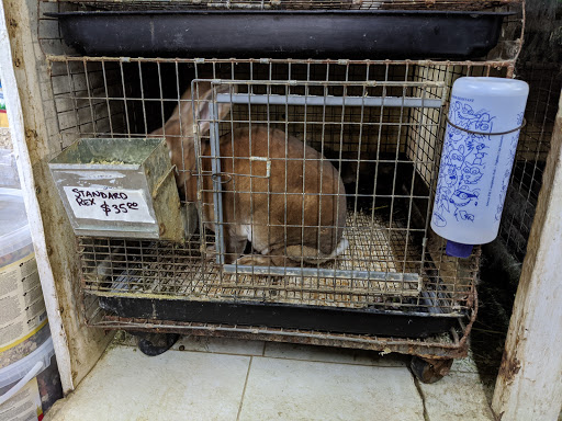 Animal Feed Store «Farmland Pets & Feed», reviews and photos, 9000 Silverdale Way NW, Silverdale, WA 98383, USA