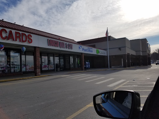 Hudson Mall Shopping Center, 77 Derry Rd, Hudson, NH 03051, USA, 