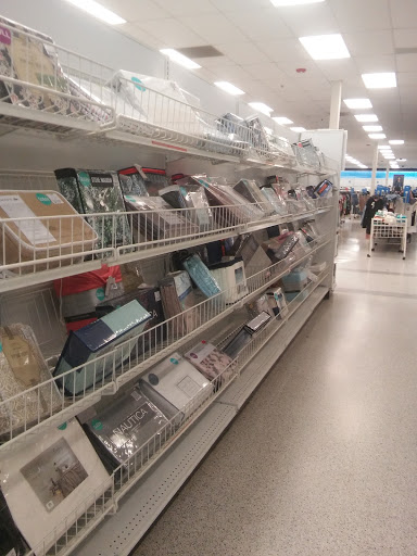 Clothing Store «Ross Dress for Less», reviews and photos, 22549 Tomball Pkwy, Houston, TX 77070, USA