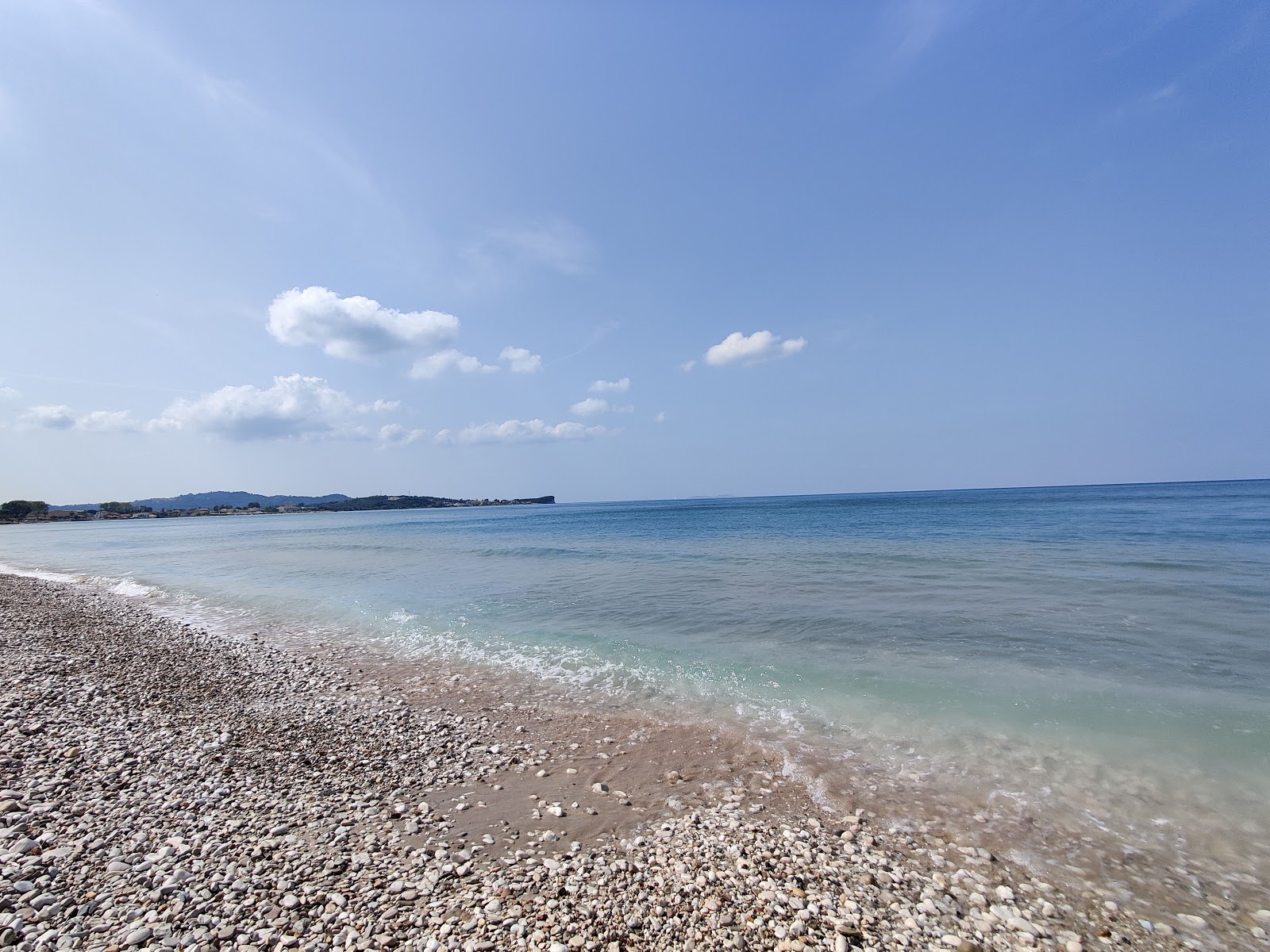 Foto di Roda beach III e l'insediamento