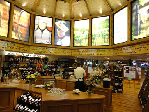 Liquor Store «Macadoodles- South Springfield», reviews and photos, 1455 E Independence St, Springfield, MO 65804, USA