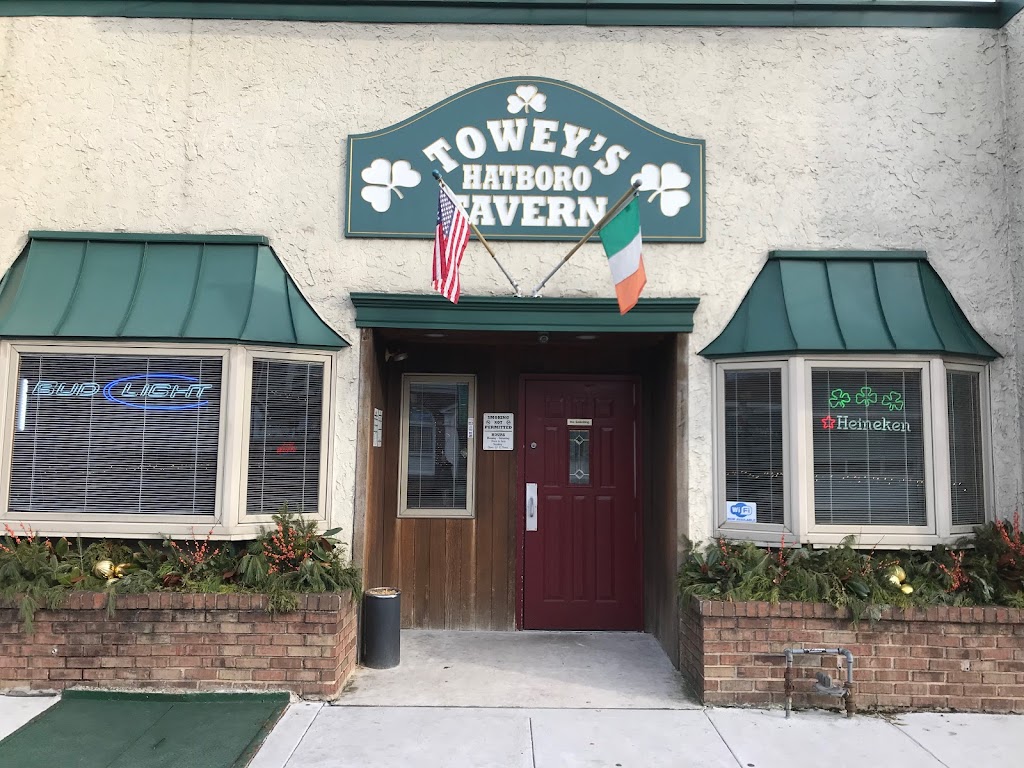 Towey's Hatboro Tavern 19040