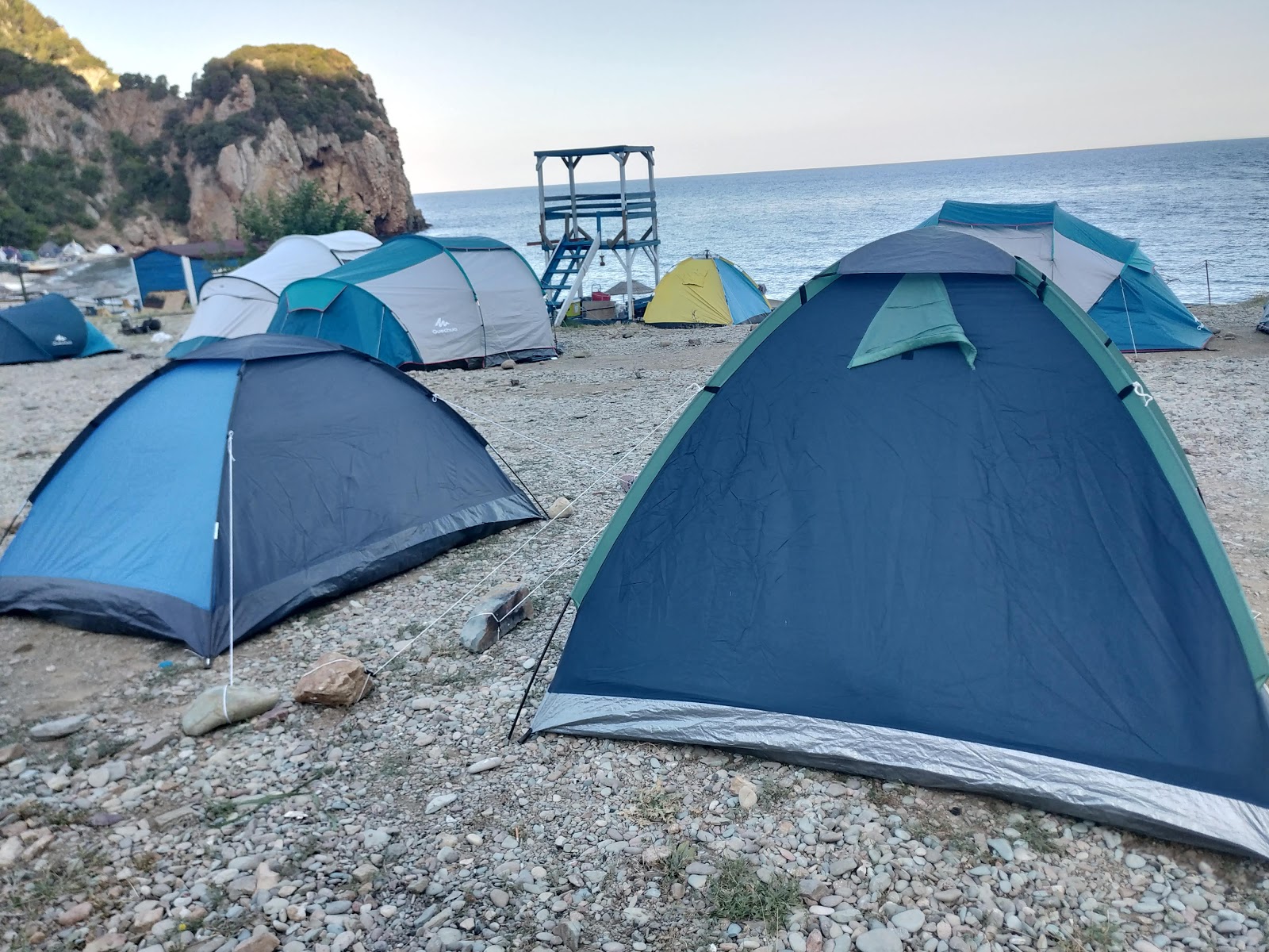 Komur Limanı Plajı'in fotoğrafı ve güzel manzarası