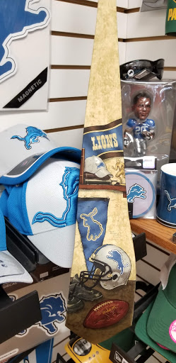 Sportswear Store «Fastbreak Sports», reviews and photos, 3109 S Campbell Ave, Springfield, MO 65807, USA