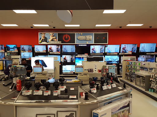 Shopping Mall «Hudson Valley Mall», reviews and photos, 1300 Ulster Ave, Kingston, NY 12401, USA