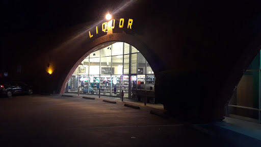 Liquor Store «41st Avenue Liquor», reviews and photos, 2155 41st Ave, Capitola, CA 95010, USA