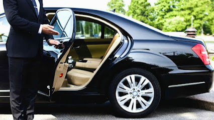 GoldenEyes tours & transport (Limousine Escort service)