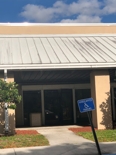 Post Office «United States Postal Service», reviews and photos, 3330 Fairchild Gardens Ave, Palm Beach Gardens, FL 33410, USA