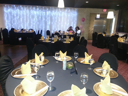 Shopping Mall «Pine Square», reviews and photos, 245 Pine Ave # 150, Long Beach, CA 90802, USA