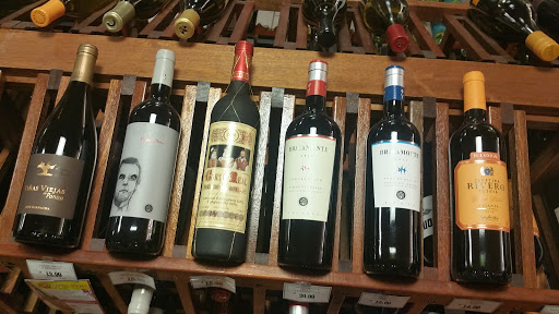 Liquor Store «Nostrand Wines & Liquors», reviews and photos, 549 Nostrand Ave, Brooklyn, NY 11216, USA