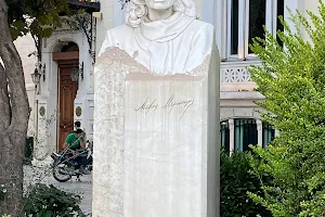 Melina Mercouri Monument image