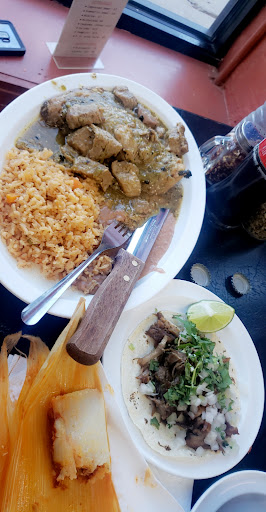 Mexican Restaurant «Los Alamos», reviews and photos, 1667 Summit St, Kansas City, MO 64108, USA