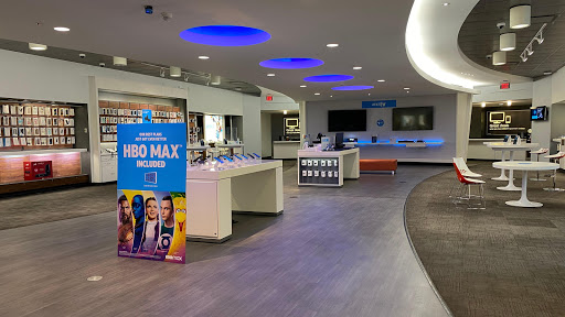 Cell Phone Store «AT&T», reviews and photos, 215 Miracle Mile, Coral Gables, FL 33134, USA