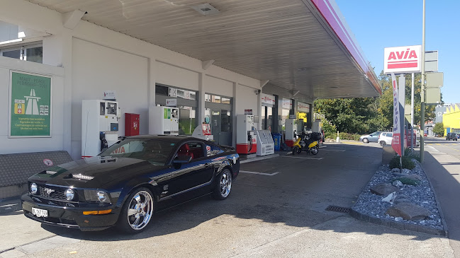 Rezensionen über Avia Tankstelle in Basel - Tankstelle