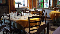 Atmosphère du Restaurant français Logis Auberge de l'Abbaye à Signy-l'Abbaye - n°9