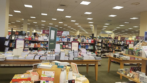 Book Store «Barnes & Noble», reviews and photos, 5500 Buckeystown Pike, Frederick, MD 21703, USA