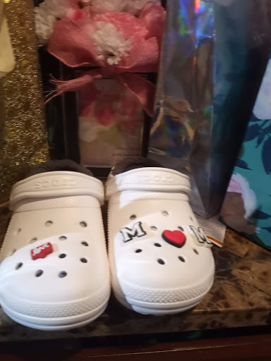 Department Store «T.J. Maxx», reviews and photos, 1751 Ritchie Station Ct, Capitol Heights, MD 20743, USA