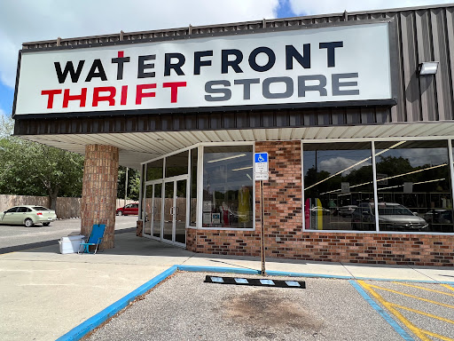 Thrift Store «Waterfront Rescue Mission Thrift Store», reviews and photos, 4467 Avalon Blvd, Milton, FL 32583, USA