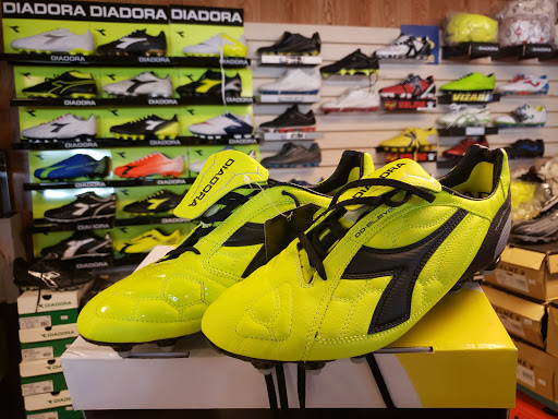 Sporting Goods Store «Valley Sport», reviews and photos, 1904 W Nob Hill Blvd, Yakima, WA 98902, USA