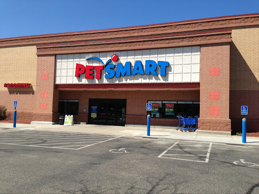 Pet Supply Store «PetSmart», reviews and photos, 11200 Prairie Lakes Dr, Eden Prairie, MN 55344, USA