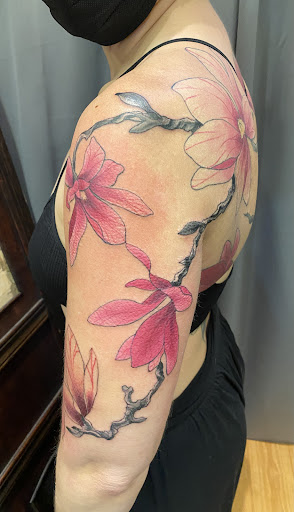 Tattoo Shop «Madame Lazonga Tattoo», reviews and photos, 1529 Western Ave, Seattle, WA 98101, USA