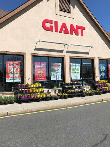 Giant Food Stores, 700 Stony Hill Rd, Yardley, PA 19067, USA, 