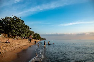 Pantai Pengkalan Balak Melaka image