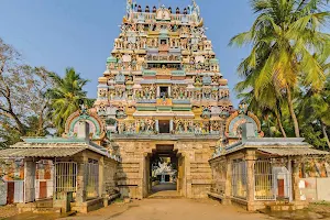 Gomuktheeswarar Temple image