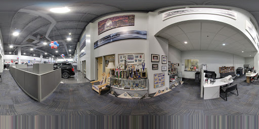 Jeep Dealer «Golling Chrysler Dodge Jeep Ram», reviews and photos, 2405 S Telegraph Rd, Bloomfield Hills, MI 48302, USA
