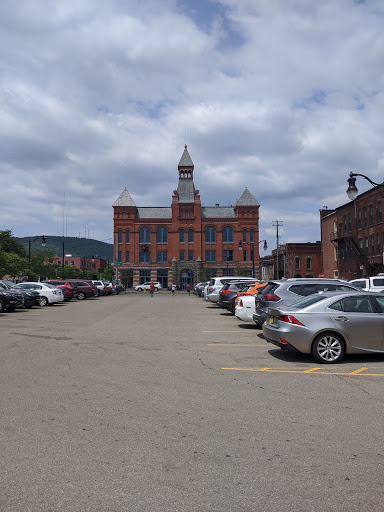 Restaurant «Old World Cafe & Ice Cream», reviews and photos, 1 W Market St, Corning, NY 14830, USA