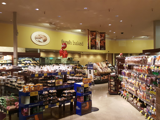 Grocery Store «Safeway», reviews and photos, 1025 Alhambra Blvd, Sacramento, CA 95816, USA