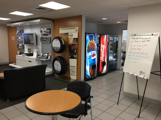 Car Dealer «Hall Nissan Virginia Beach», reviews and photos, 3757 Bonney Rd, Virginia Beach, VA 23452, USA