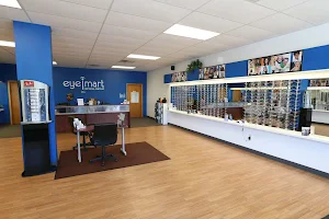 Eyemart Optical Outlet - Mason City image