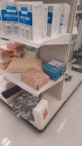 Department Store «Target», reviews and photos, 2199 MN-36, North St Paul, MN 55109, USA