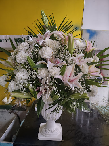 Florist «Flowers Vs Flowers», reviews and photos, 414 Main St, Paterson, NJ 07501, USA
