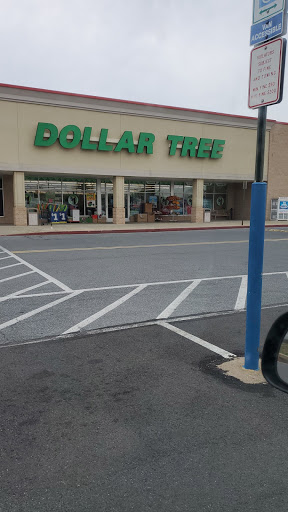 Dollar Store «Dollar Tree», reviews and photos, 109 Northside Commons, Palmyra, PA 17078, USA