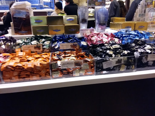 Chocolate Shop «Ghirardelli Chocolate», reviews and photos, 2 New Montgomery St, San Francisco, CA 94105, USA