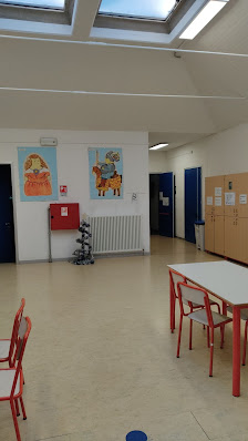 Scuola Elementare Laura Bassi Via Bonaventura Corti, 34, 42019 Scandiano RE, Italia